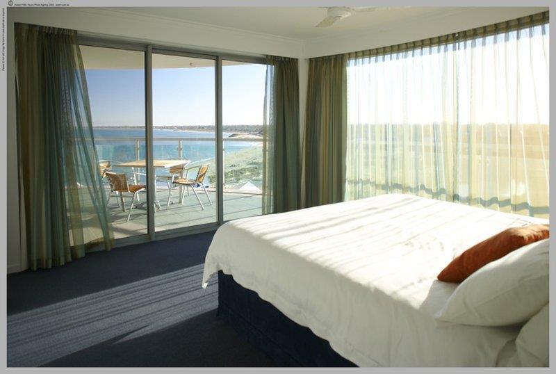 Seashells Mandurah Hotel Szoba fotó